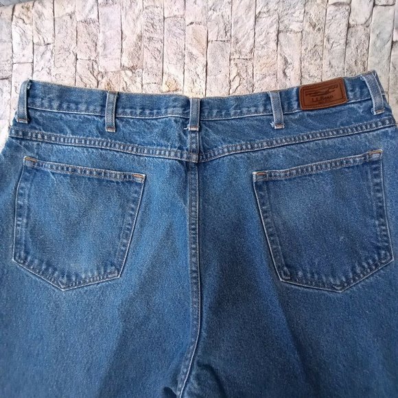 L.L. Bean Jeans Ll Bean Relaxed Fit Blue Denim Jeans Mens Size 4